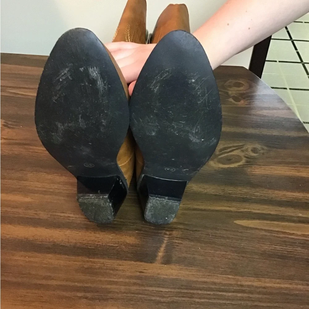 Women’s Cowboy Boots. Size 38. - Picture 3 of 4
